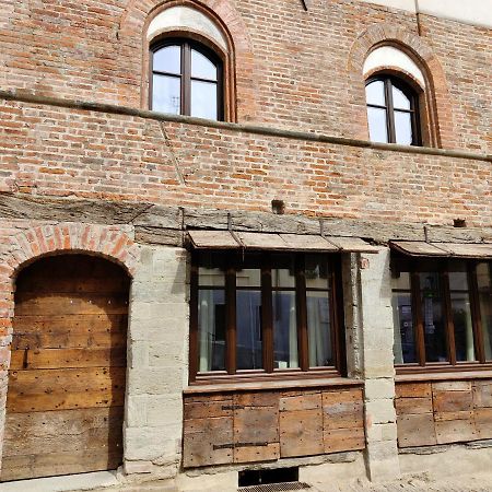 Apartament Domus Acaja Pinerolo Zewnętrze zdjęcie