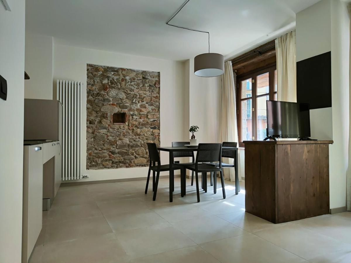 Apartament Domus Acaja Pinerolo Zewnętrze zdjęcie