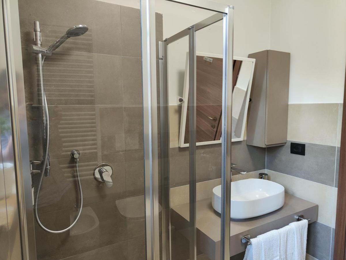 Apartament Domus Acaja Pinerolo Zewnętrze zdjęcie